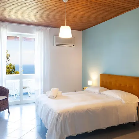 Paradise Relais Janto' מלון 3*