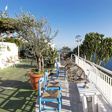 Paradise Relais Janto' Hotel 3*